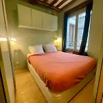 Quiet, Light-filled Renovated Lejlighed *