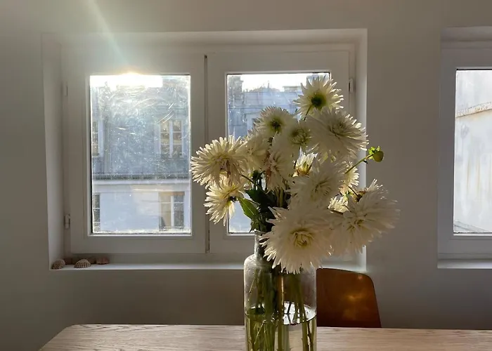 Appartement Quiet, Light-filled Renovated *